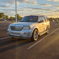 2003 Lincoln Navigator