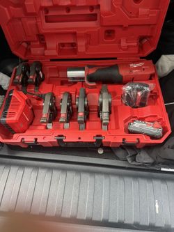 Milwaukee 2922-22 M18 Pro Press Tool