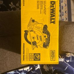 NIB Dewalt 20v 6 1/2” Circular Saw DCS391B