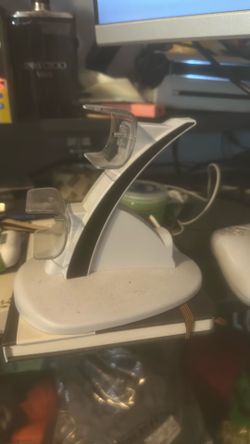 dual ps5 controller holder for desk