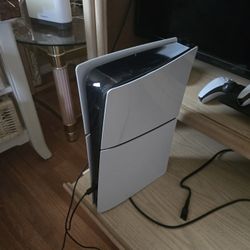 Ps5.  2 Control.   Control Portable 