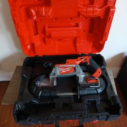 Band Saw Milwaukee Fuel Brushless 