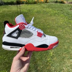 Fire red 4s