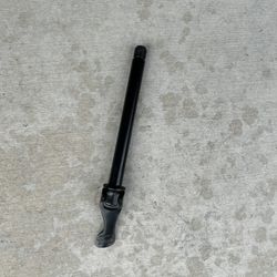 Fox Boost Front Axel