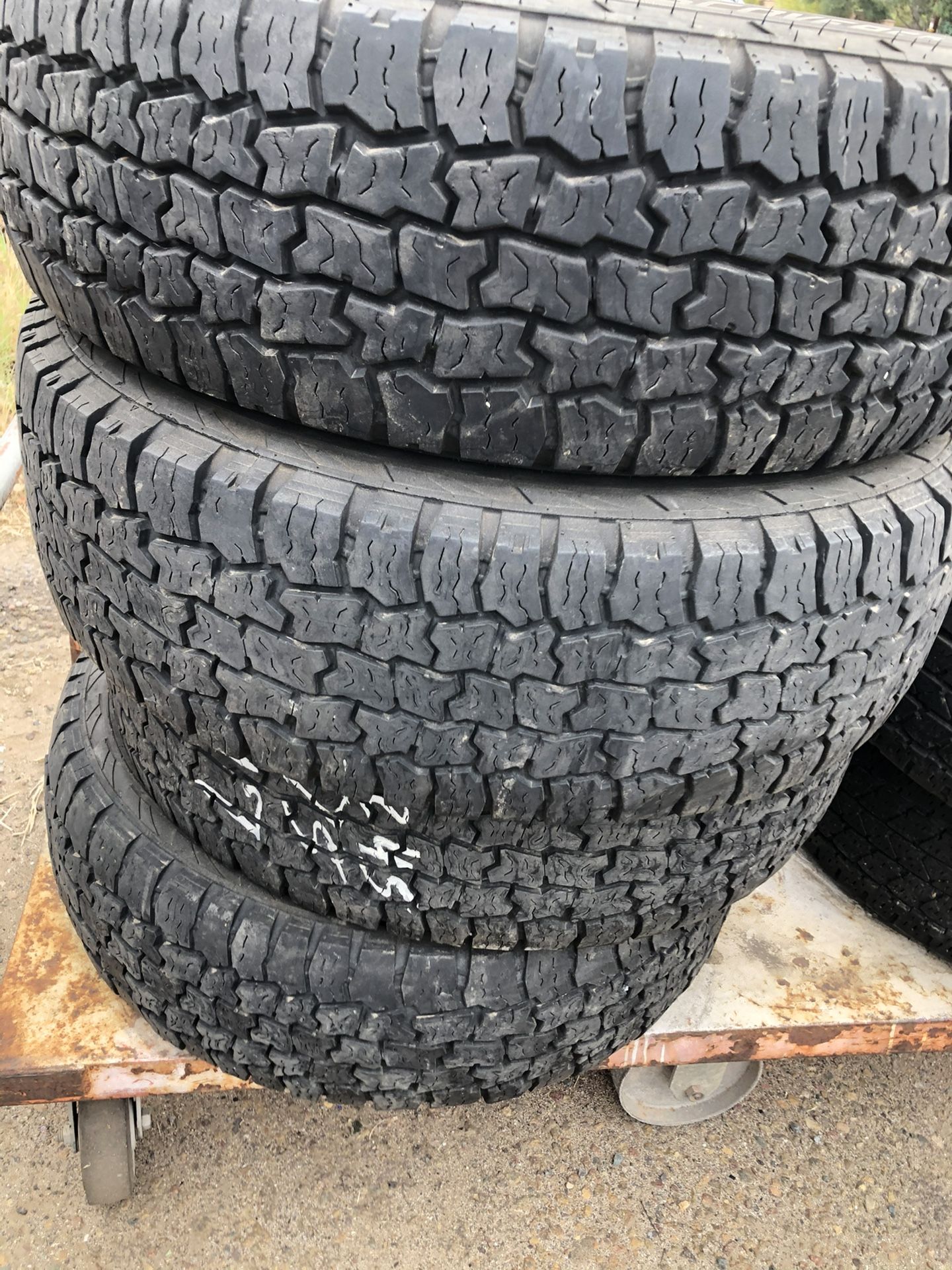 4 245x75x17 LT Cooper Discover RTX Tires ( Sold At Tire City)