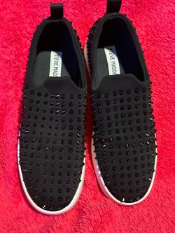 Steve Madden slip one