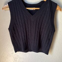 Black Cropped Sweater Top