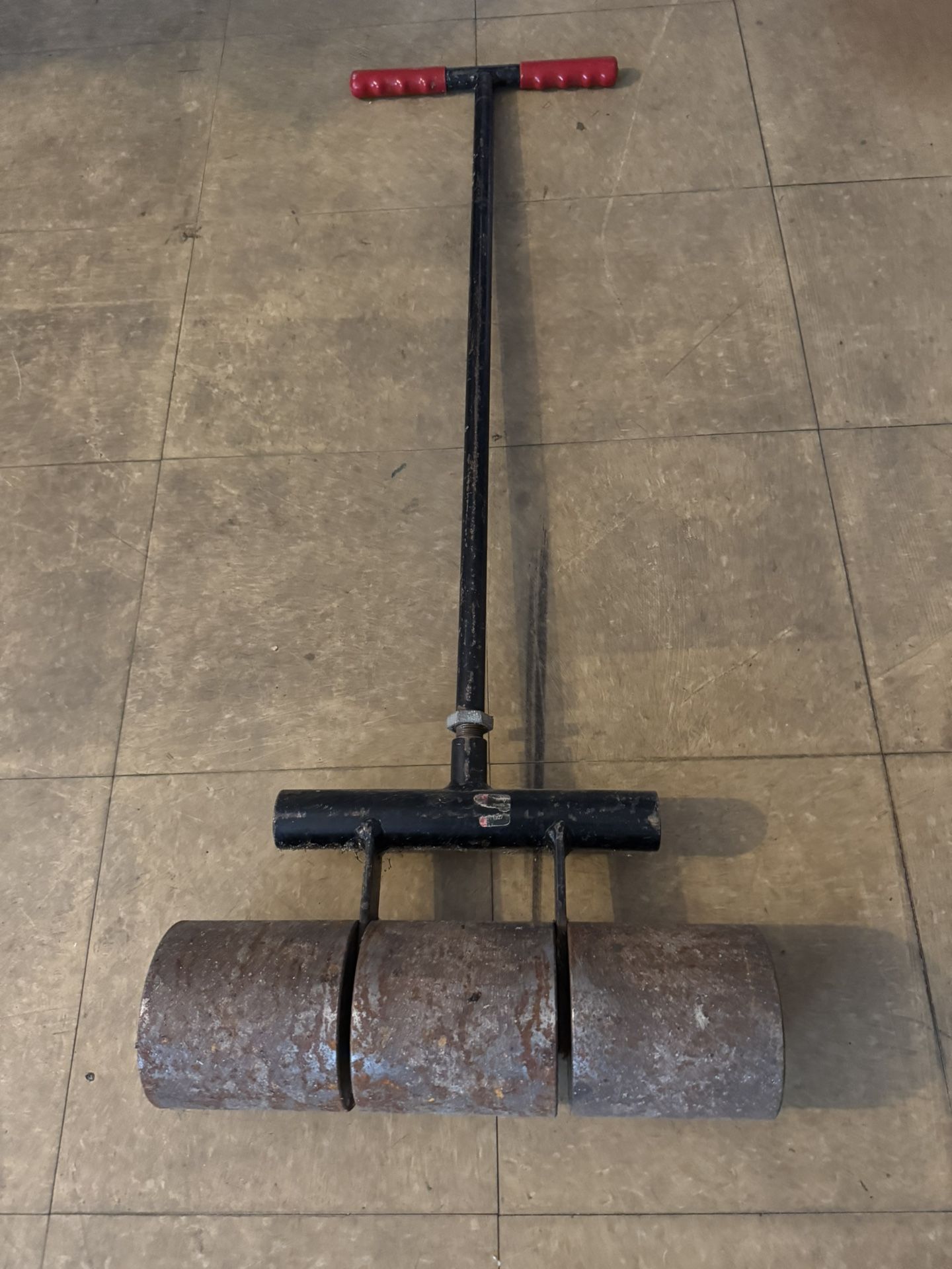 75 Pound Floor Roller