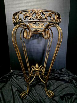 Antiqued Wrought Iron Folding 20” Plant Stand Scroll Ornate Acanthus Leaf Table11"×20.5"