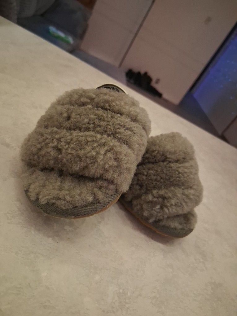 Slippers