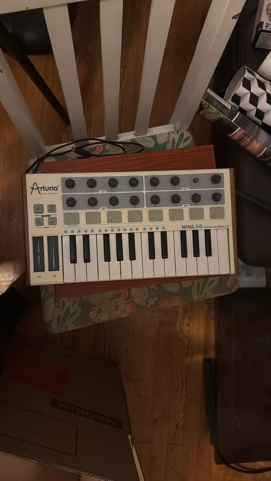 Arturia Minilab Keyboard