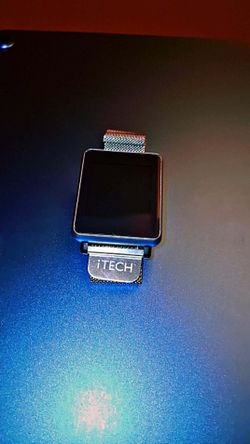 iTech Fusion Smartwatch (Silver Mesh Band)
