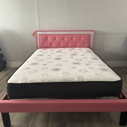 Full Size Bed Frame With Mattress 