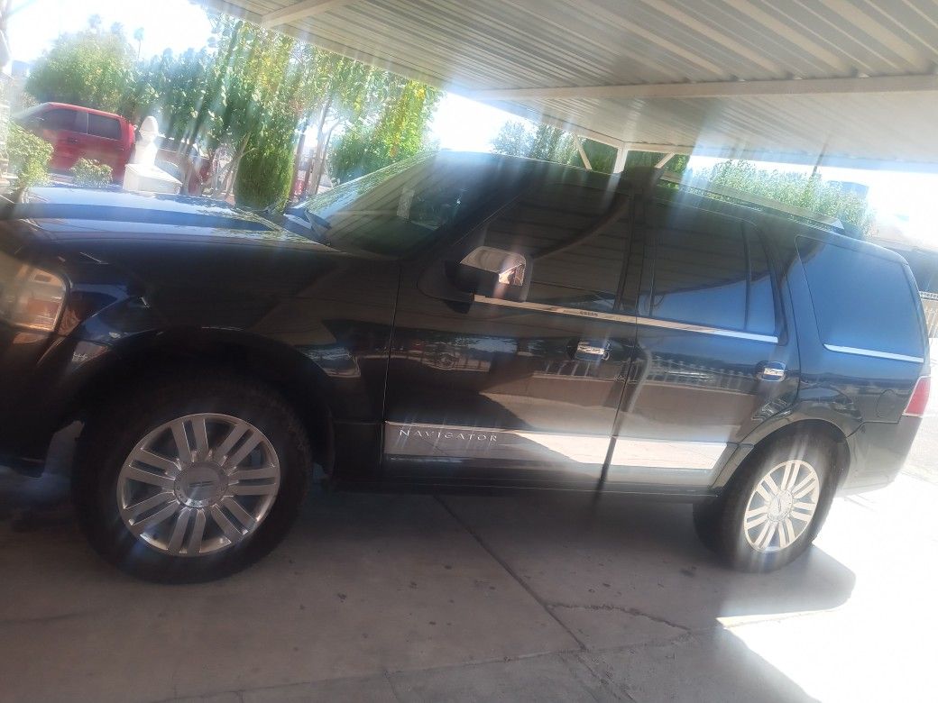 2010 Lincoln Navigator