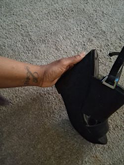 Size 7.5 Pick Up Only