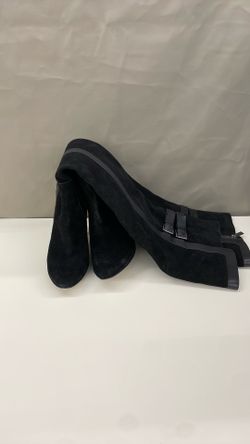 Michael Kors boots. Item No 675 (Shopgoodwill)
