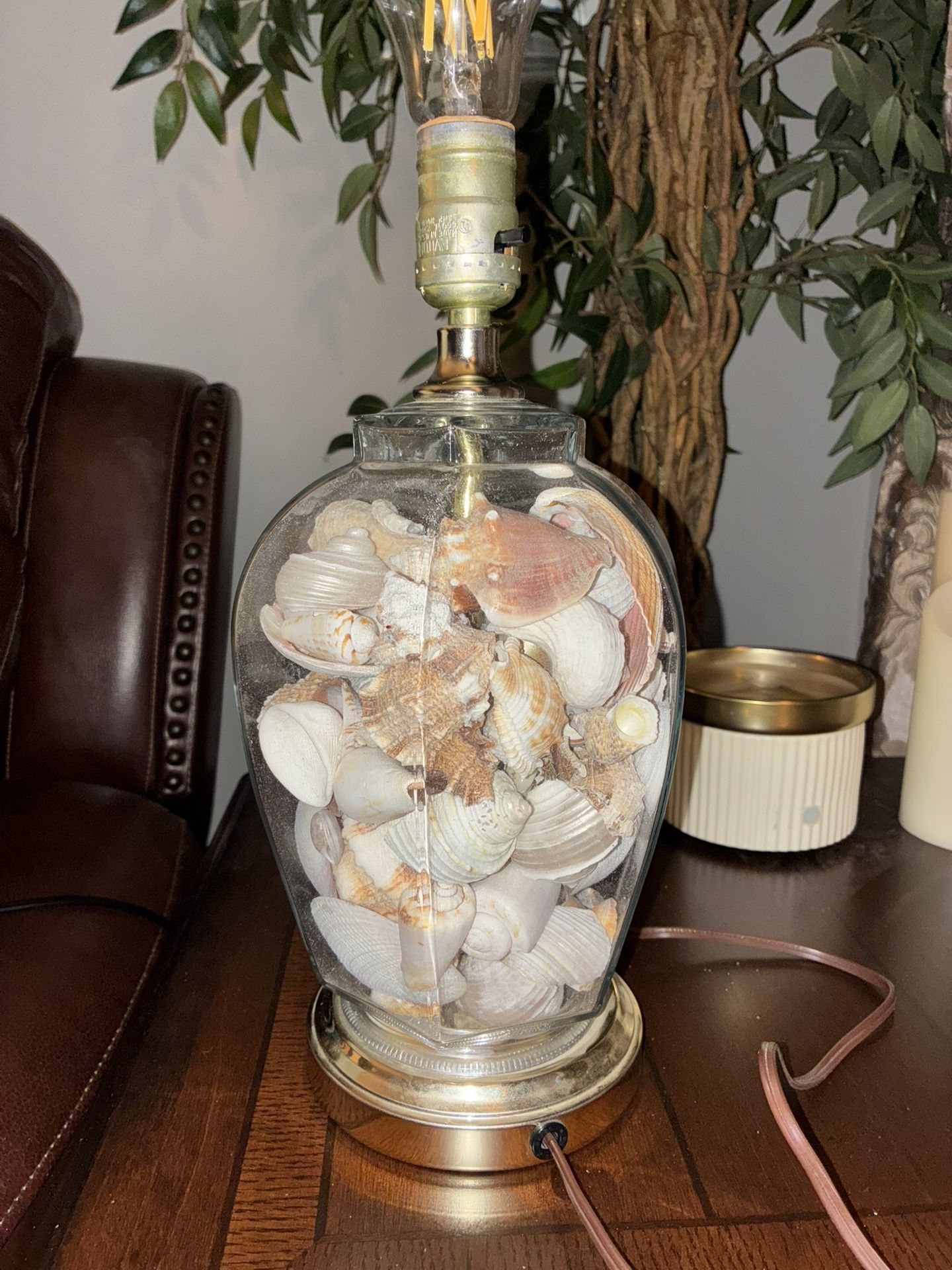 Charming Vintage Seashell Filled Lamp (No Lamp Shade)