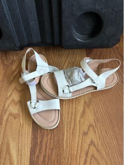 Pretty sandals  new