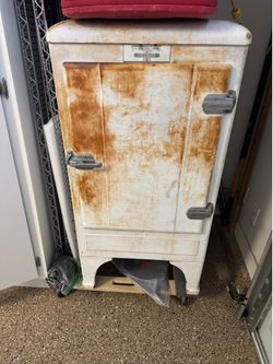 1930’s Antique Refrigerator $400