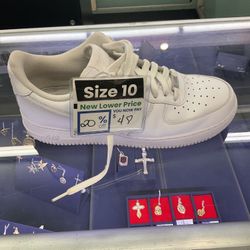 Size 10 White Air Force Ones 