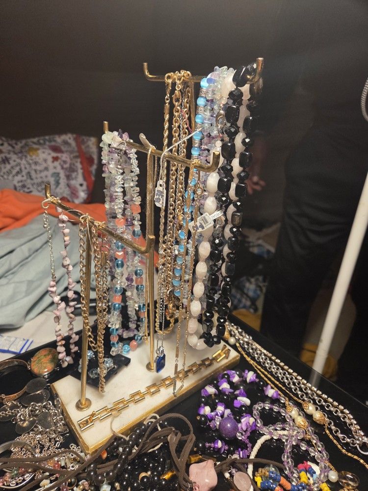 Jewelry  Lot