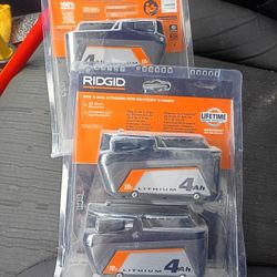 Ridgid 18 Volt 4 Am 2 For 80$ Or 4 For 150$