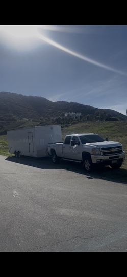8.5x24 Trailer