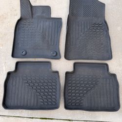 2018 - 2024 Toyota Camry Floor Mats