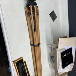 Ries Tripod