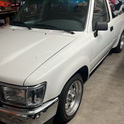 1990 Toyota Pick-Up