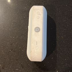 Apple Beats Pills Plus Wireless Portable Speaker 