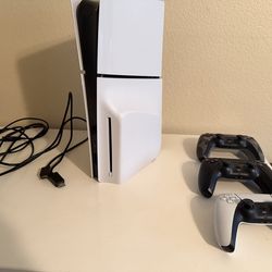 PlayStation 5 with disc