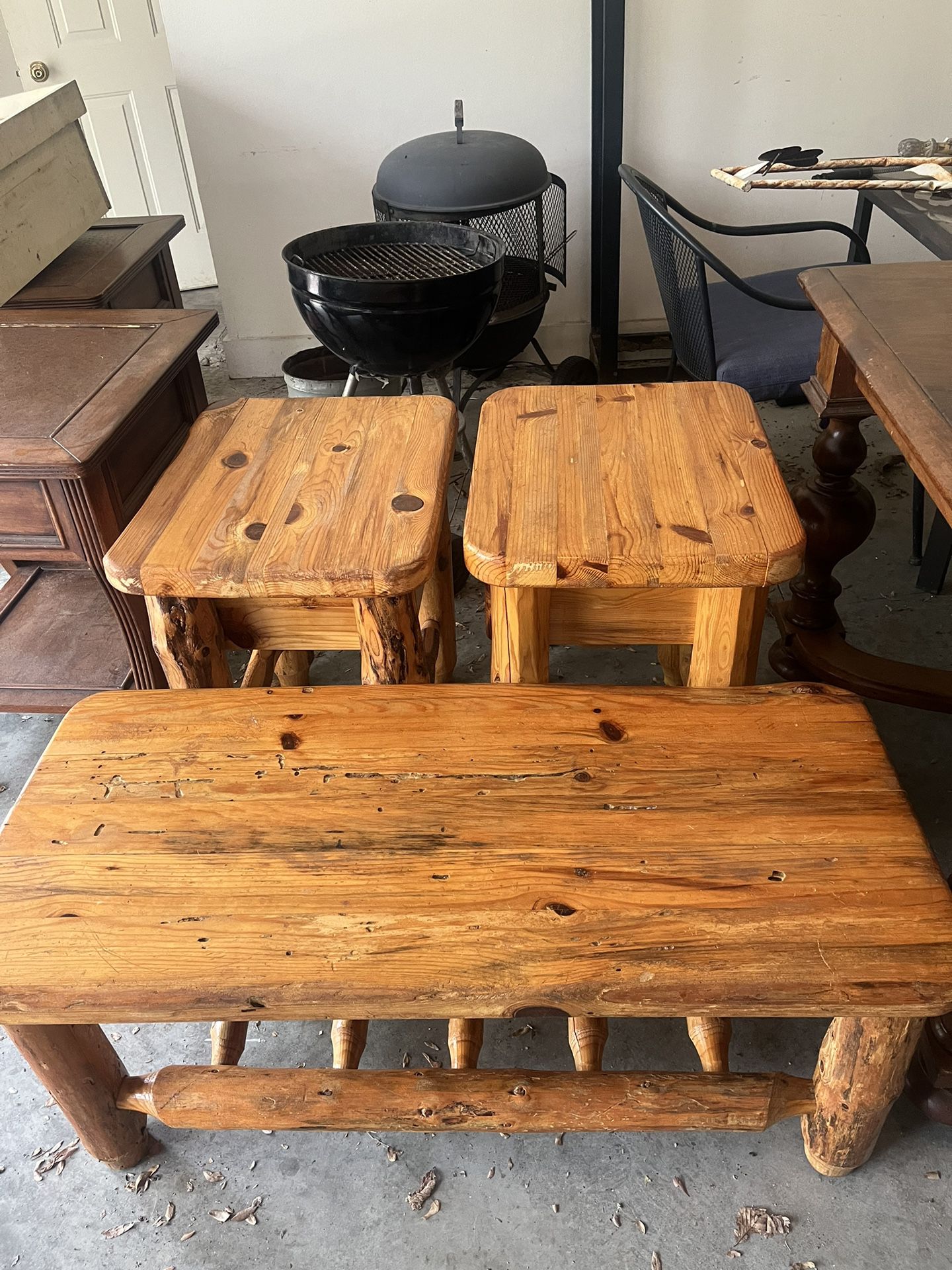 Set Of 3 Woden Table / End Tables 