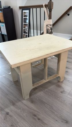 Free Coffee Table