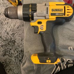 20v Max Dewalt Drill/Driver DCD980