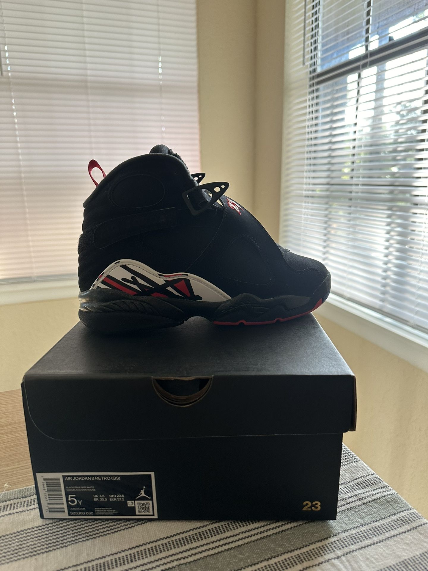 Jordan’s For SALE Read Description