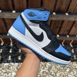 Jordan 1 High UNC Toe (Size 4Y)