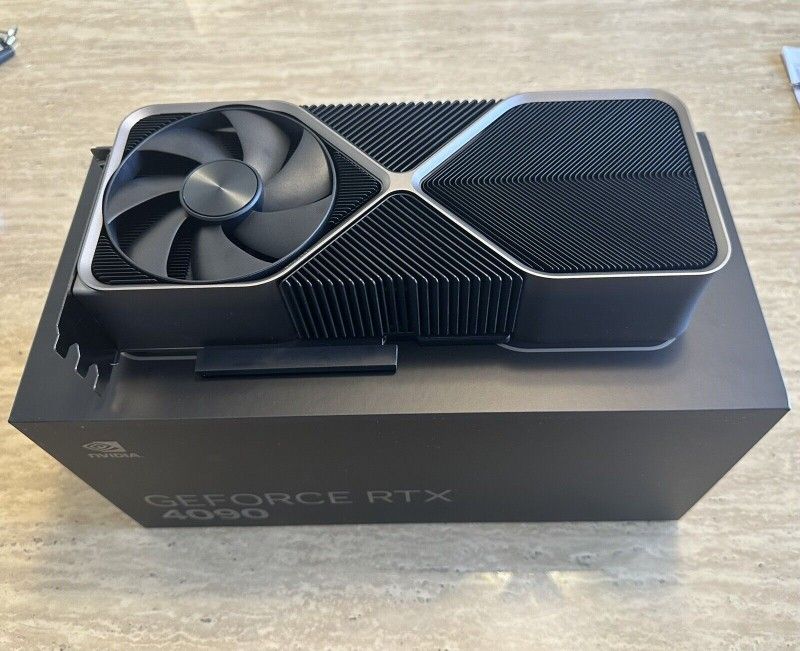 NVIDIA GeForce RTX 4090 Founders Edition 24GB GDDR6X Graphics Card