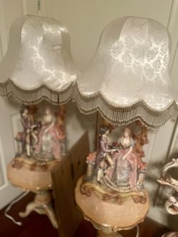 Porcelain Statue With Tables. Italian Famous Maker