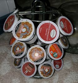 Coffee machine and stand with pods