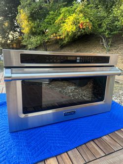 Viking Professional 5 Series Convection Microwave