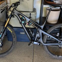 2021 Yeti Cycles SB130LR