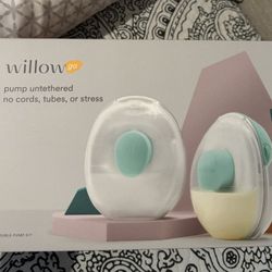 Willow Go Wearable Breast Pump 