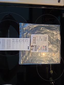 (14) N95 masks