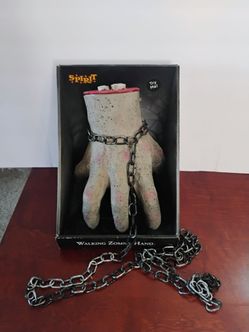 Walking Zombie Hand