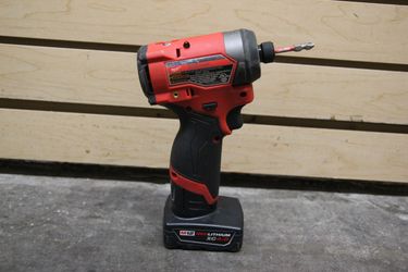 Milwaukee 3453-20 M12 1/4" Hex Impact Driver with XC4.0 Battery