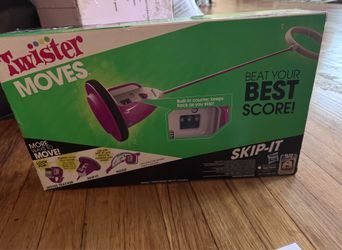 Hasbro Twister Moves Skip It B0620 Purple Electronic Counter Kids Toy Ring