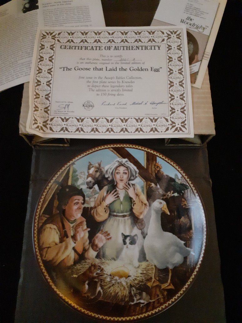 Collectible Disney Plates With Authenticity Certificates 