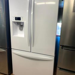Kenmore Refrigerator White 