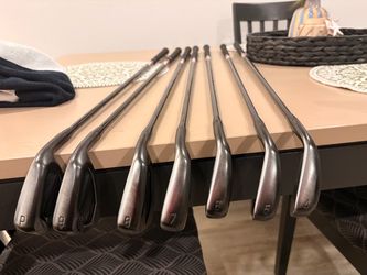 Mizuno Jpx 925 hot metal irons